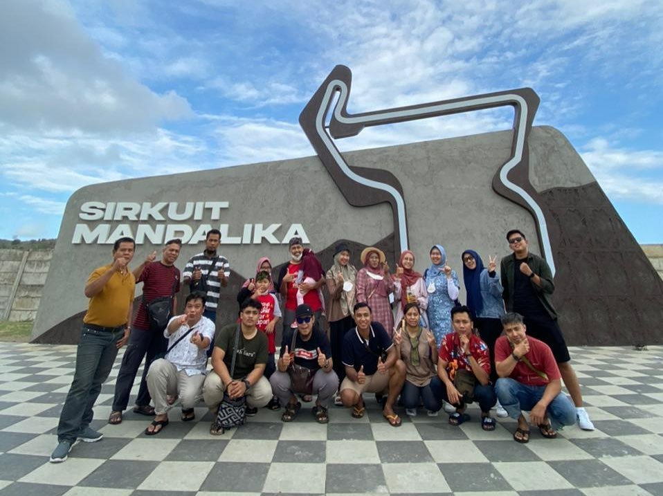 paket tour lombok 3 hari 2 malam